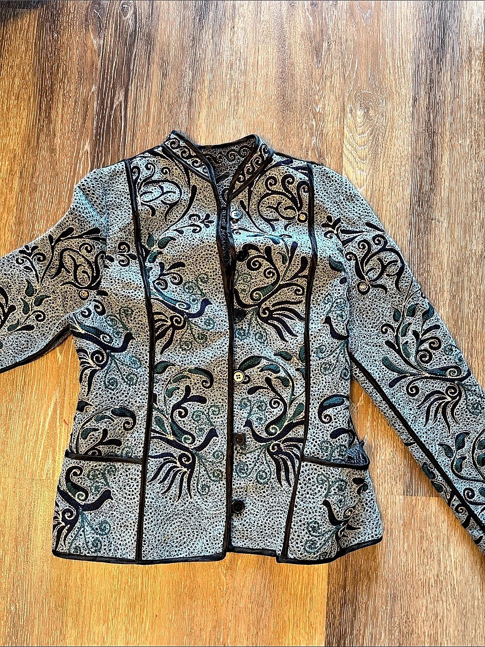 Paisley Button-Front Jacket Uzbek in Blue & Black Like New size M